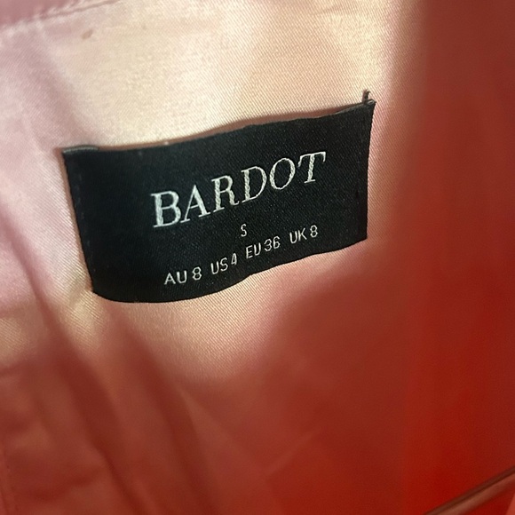 Bardot Krina Lace Pleated Long Sleeve Mini Dress in Pink Coquette Size Small - Picture 5 of 6